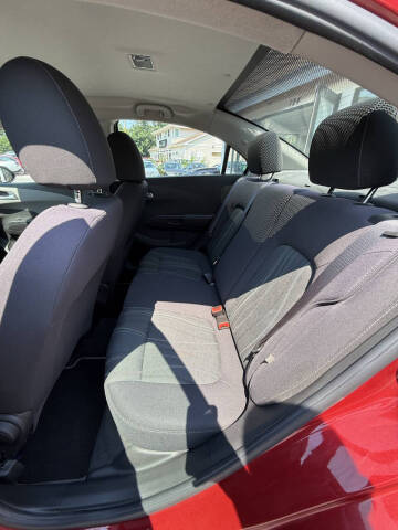 2015 Chevrolet Sonic LT Auto