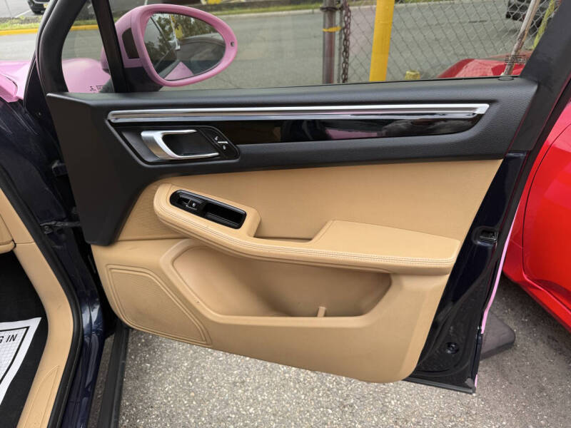 2018 Porsche Macan
