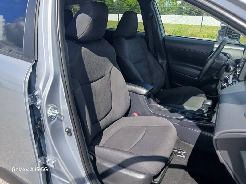 2022 Toyota Corolla Cross LE