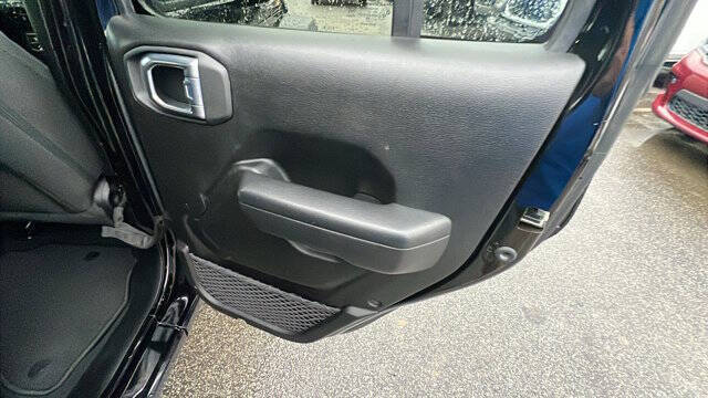 2023 Jeep Gladiator Sport S