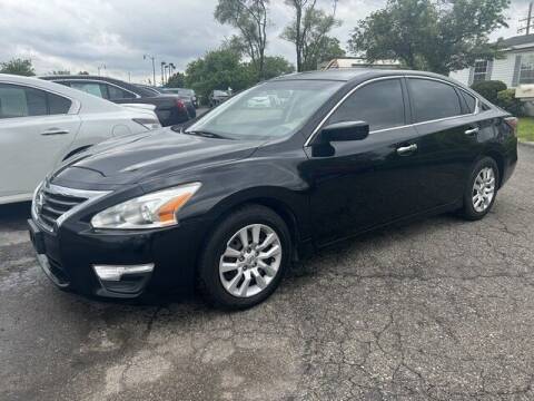 2015 Nissan Altima for sale at Paramount Motors in Taylor MI