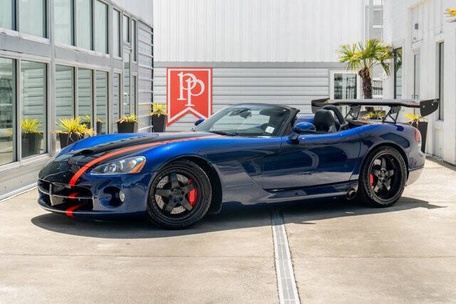 2005 Dodge Viper 3