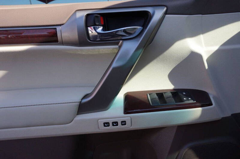 2017 Lexus GX 460