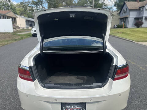 2012 Buick Verano Leather Group