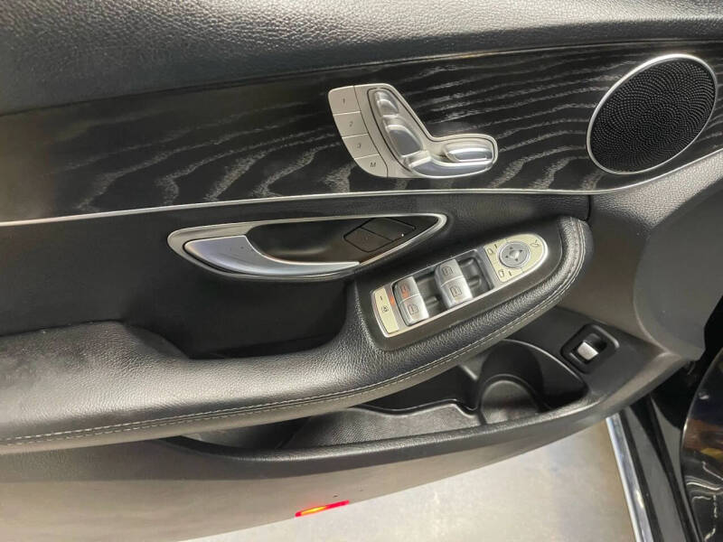 2016 Mercedes-Benz C-Class