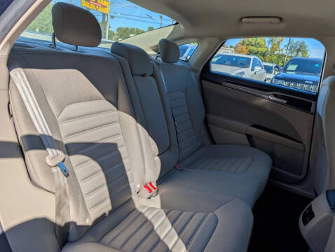 2019 Ford Fusion Hybrid SE