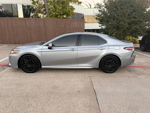 2020 Toyota Camry XSE