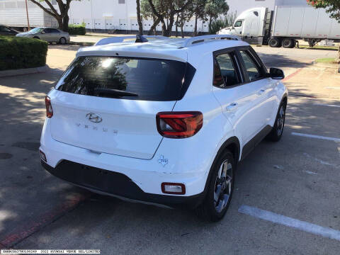 2022 Hyundai Venue SEL
