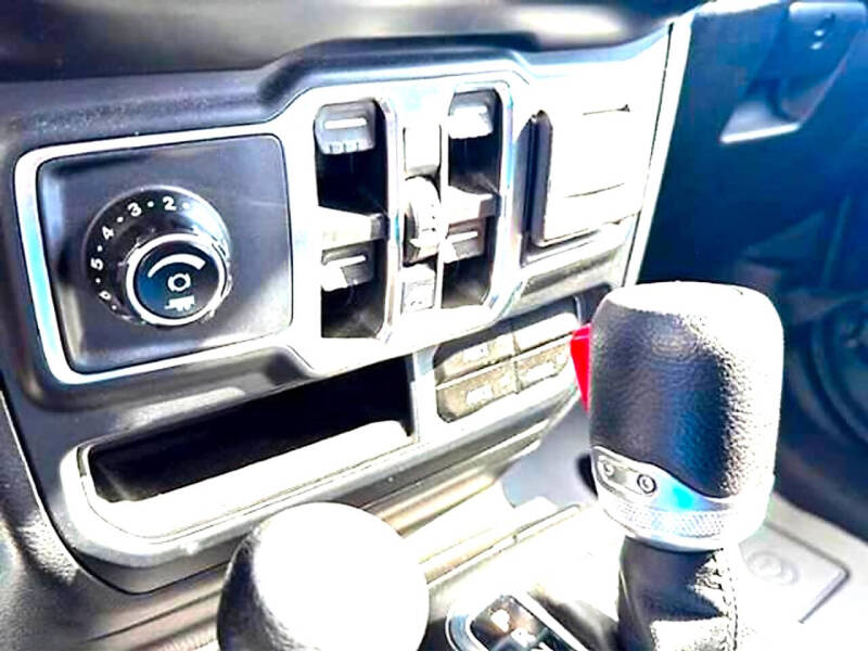2021 Jeep Gladiator Willys