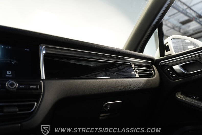 2019 Porsche Macan