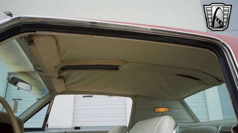 1966 Ford Thunderbird