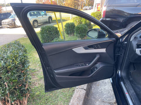 2018 Audi A4 2.0T quattro Premium