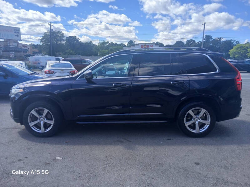 2016 Volvo XC90 T5 Momentum