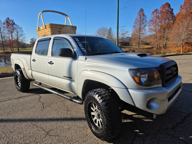 2010 Toyota Tacoma Base's photo