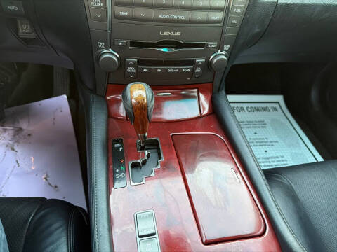 2007 Lexus LS 460
