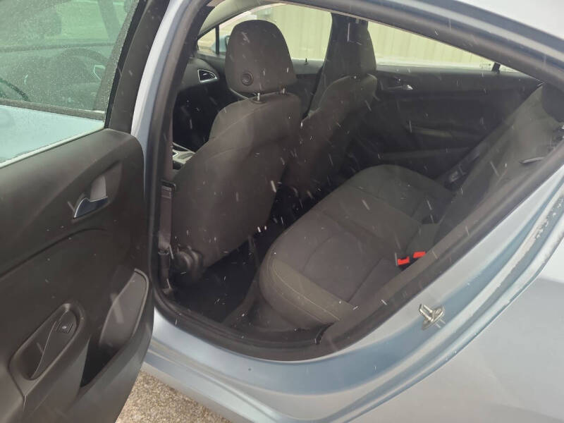 2017 Chevrolet Cruze LS Auto