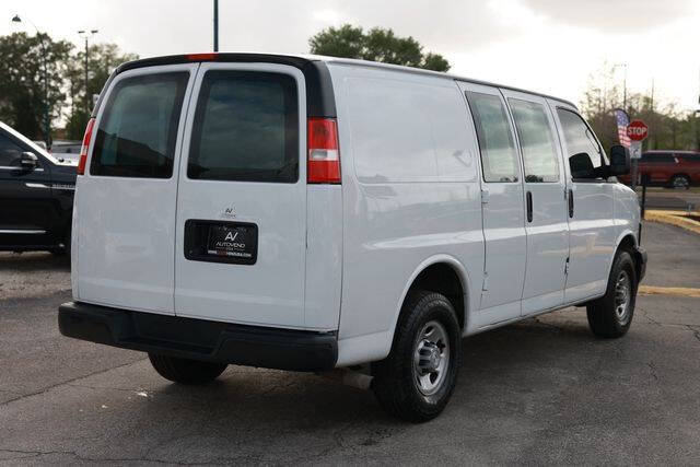 2021 Chevrolet Express 2500