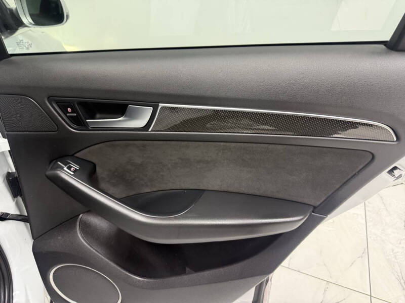 2014 Audi SQ5 3.0T quattro Premium Plus