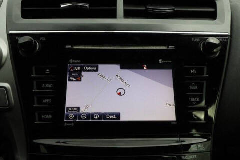 2017 Toyota Prius v Four