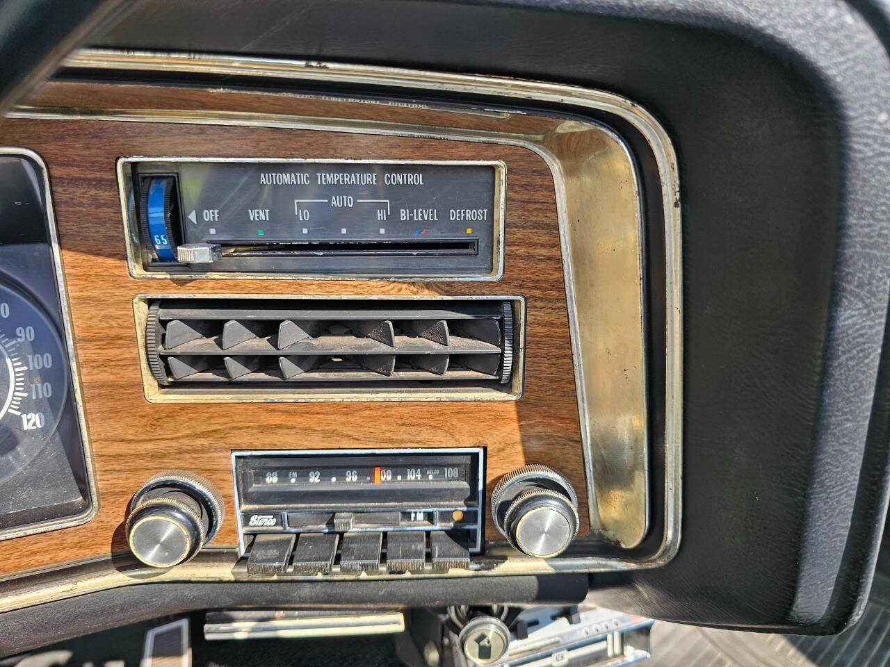 1973 Pontiac Grand Ville 90