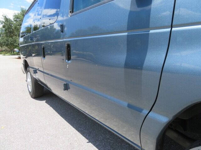 2013 Ford E-Series E-150 XLT