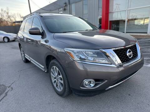 2013 Nissan Pathfinder for sale at Auto Solutions in Warr Acres OK