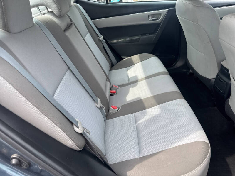 2017 Toyota Corolla LE
