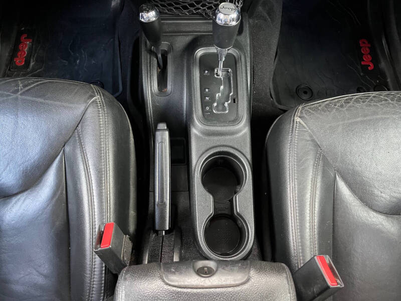 2017 Jeep Wrangler Unlimited Smoky Mountain