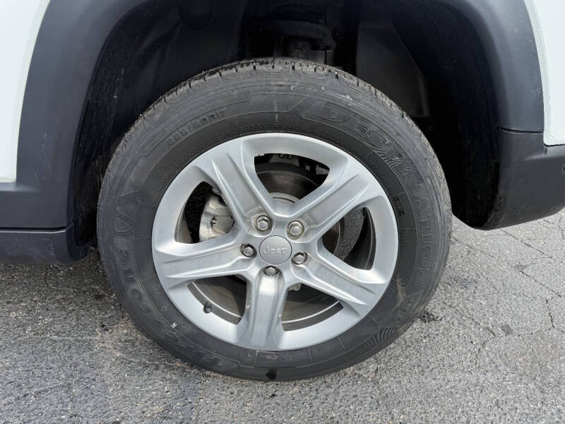 2023 Jeep Compass Latitude