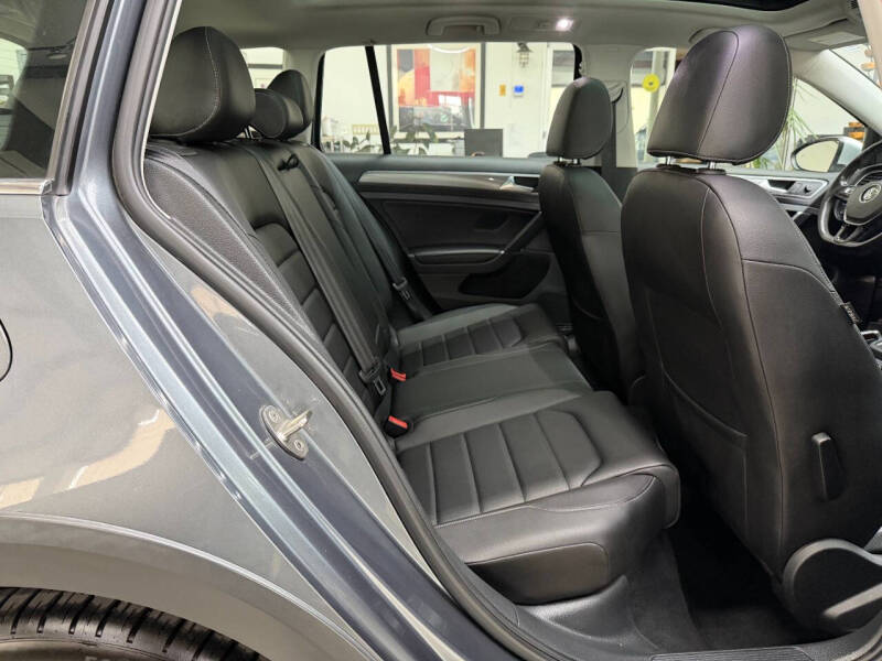 2018 Volkswagen Golf Alltrack