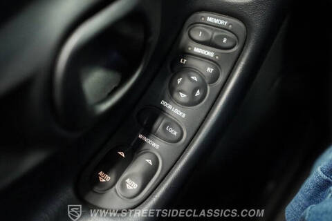 2004 Chevrolet Corvette