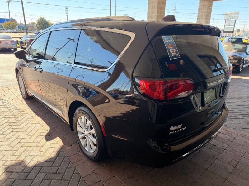 2019 Chrysler Pacifica Touring L 35th Anniversary