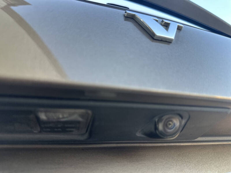 2017 Volvo XC90 T6 Momentum