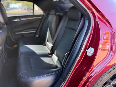 2021 Chrysler 300 S V8