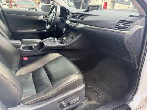 2013 Lexus CT 200h
