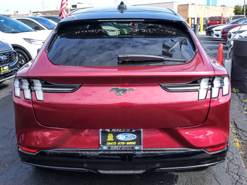 2025 Ford Mustang Mach-E Premium