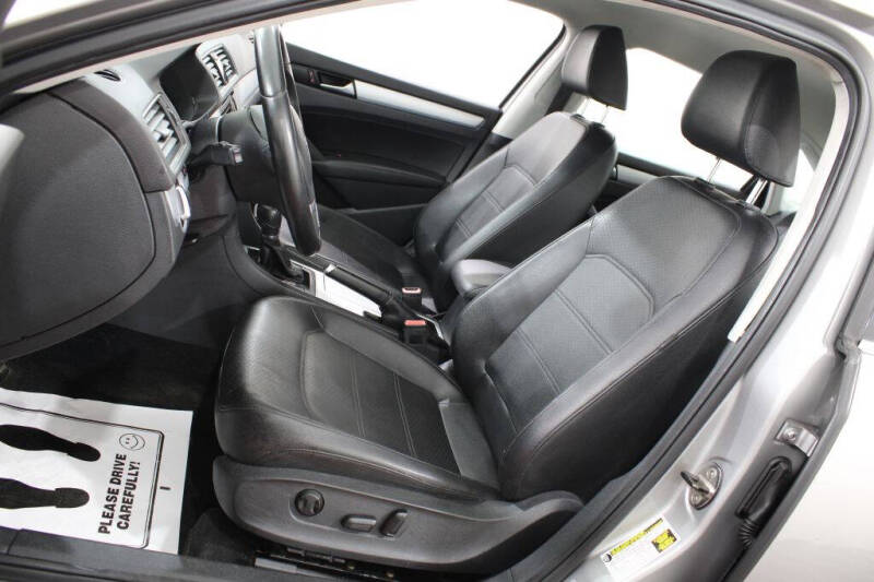 2012 Volkswagen Passat