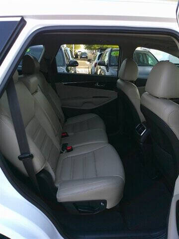 2020 Kia Sorento EX V6