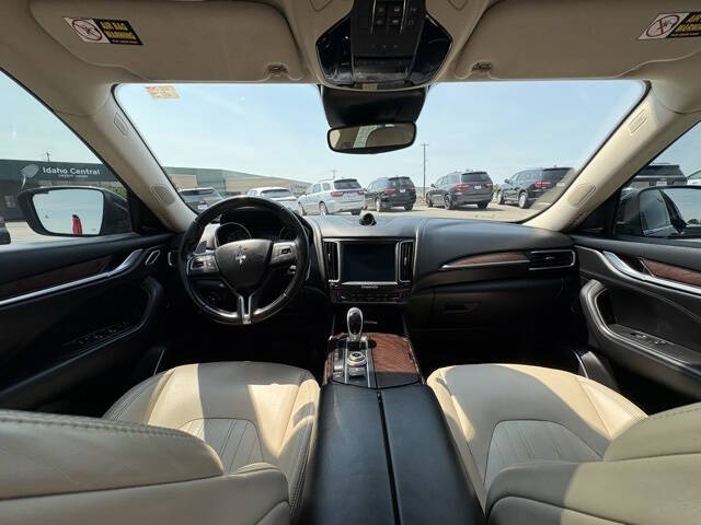 2017 Maserati Levante S