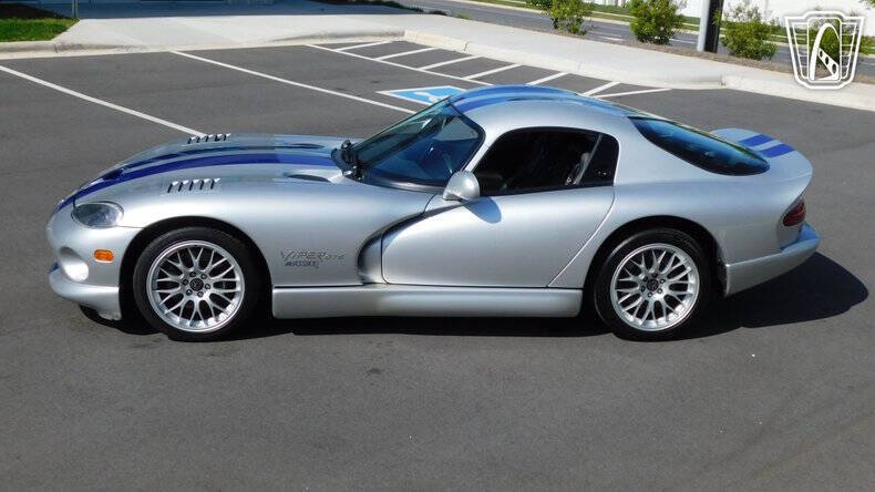 1999 Dodge Viper GTS