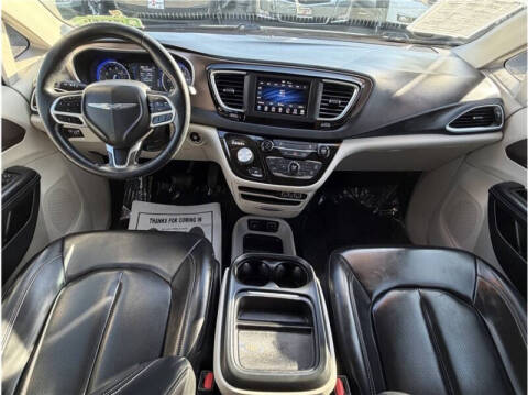 2021 Chrysler Voyager LXi