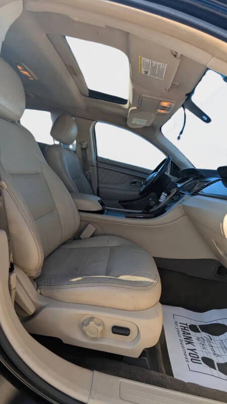 2014 Ford Taurus SEL