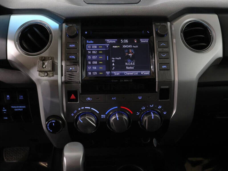 2017 Toyota Tundra SR5