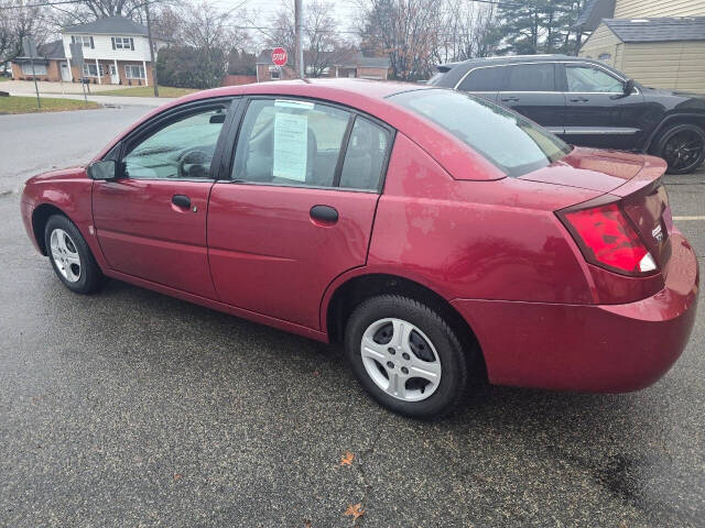 2004 Saturn Ion for sale at QUEENSGATE AUTO SALES in York, PA