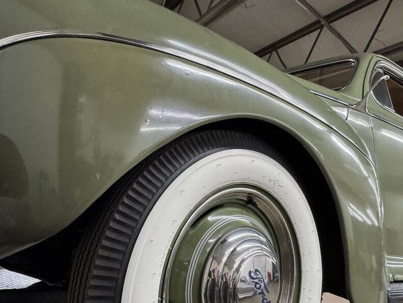 1941 Ford Super Deluxe
