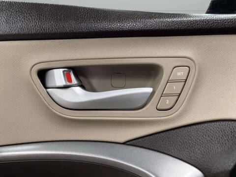 2017 Hyundai Santa Fe Sport 2.0T Ultimate