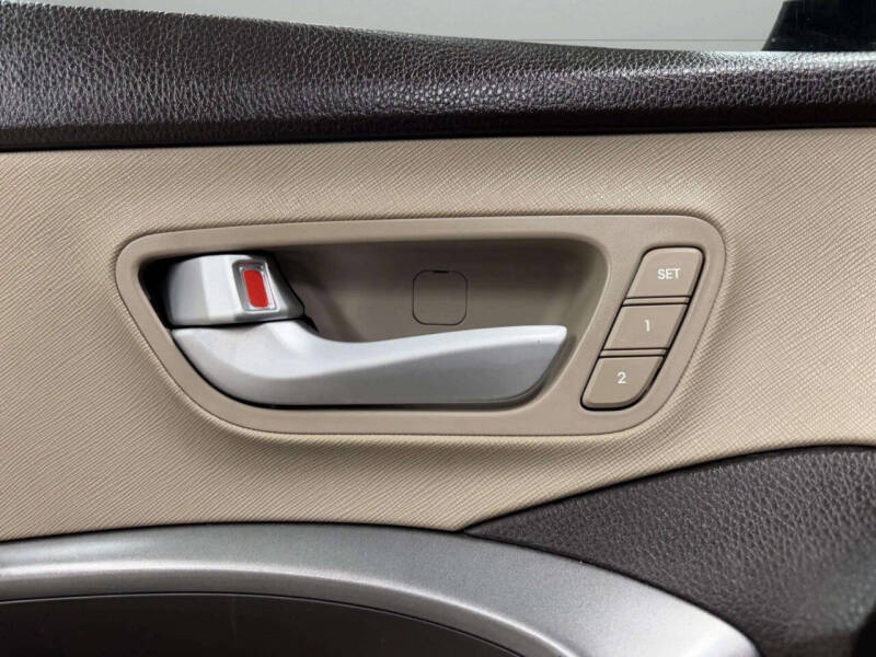 2017 Hyundai Santa Fe Sport 2.0T Ultimate