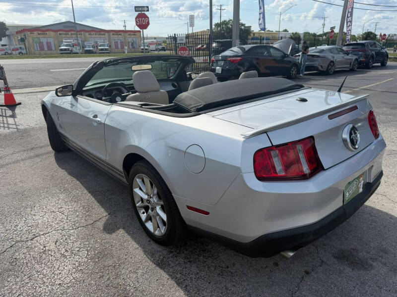 2011 Ford Mustang