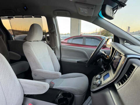 2017 Toyota Sienna