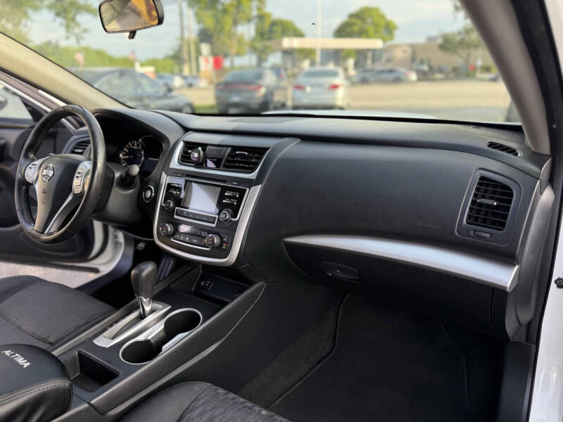 2016 Nissan Altima 2.5 SV